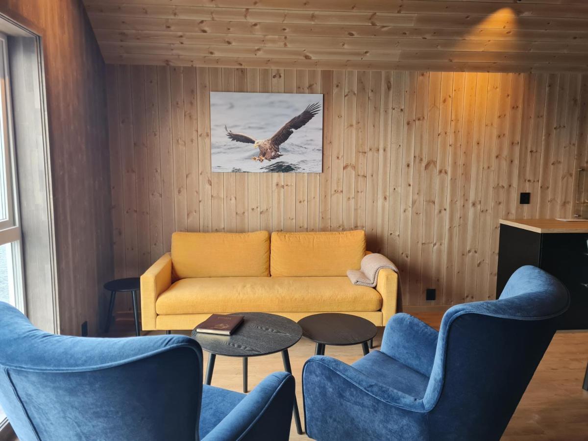 Rorbu Ved Sjoen Villa Bud Buitenkant foto