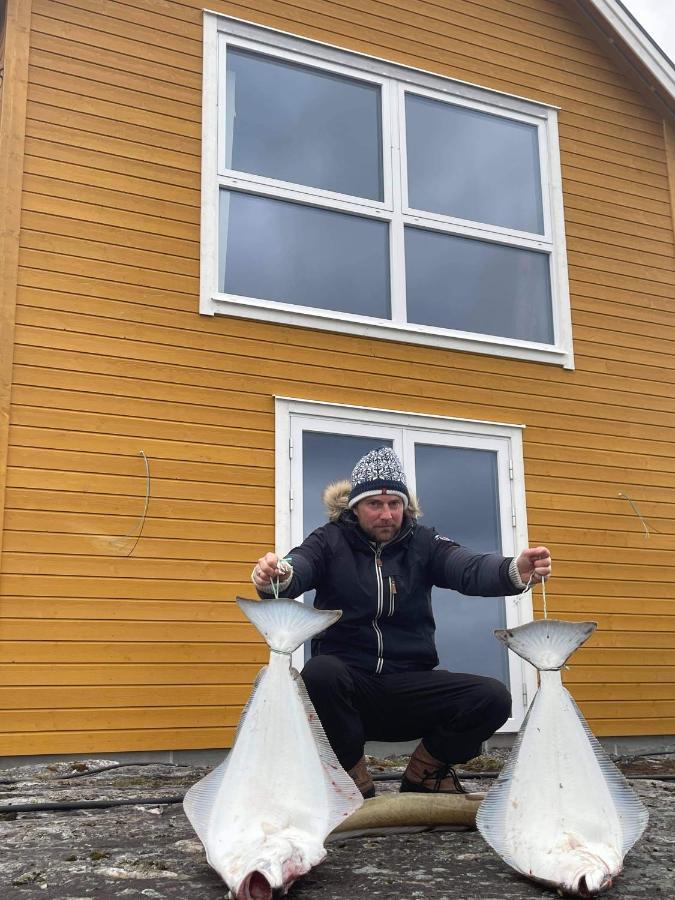 Rorbu Ved Sjoen Villa Bud Buitenkant foto