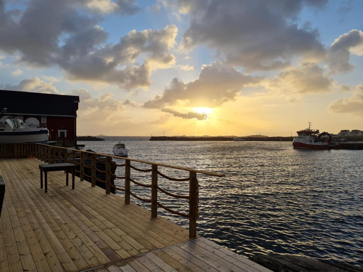 Rorbu Ved Sjoen Villa Bud Buitenkant foto