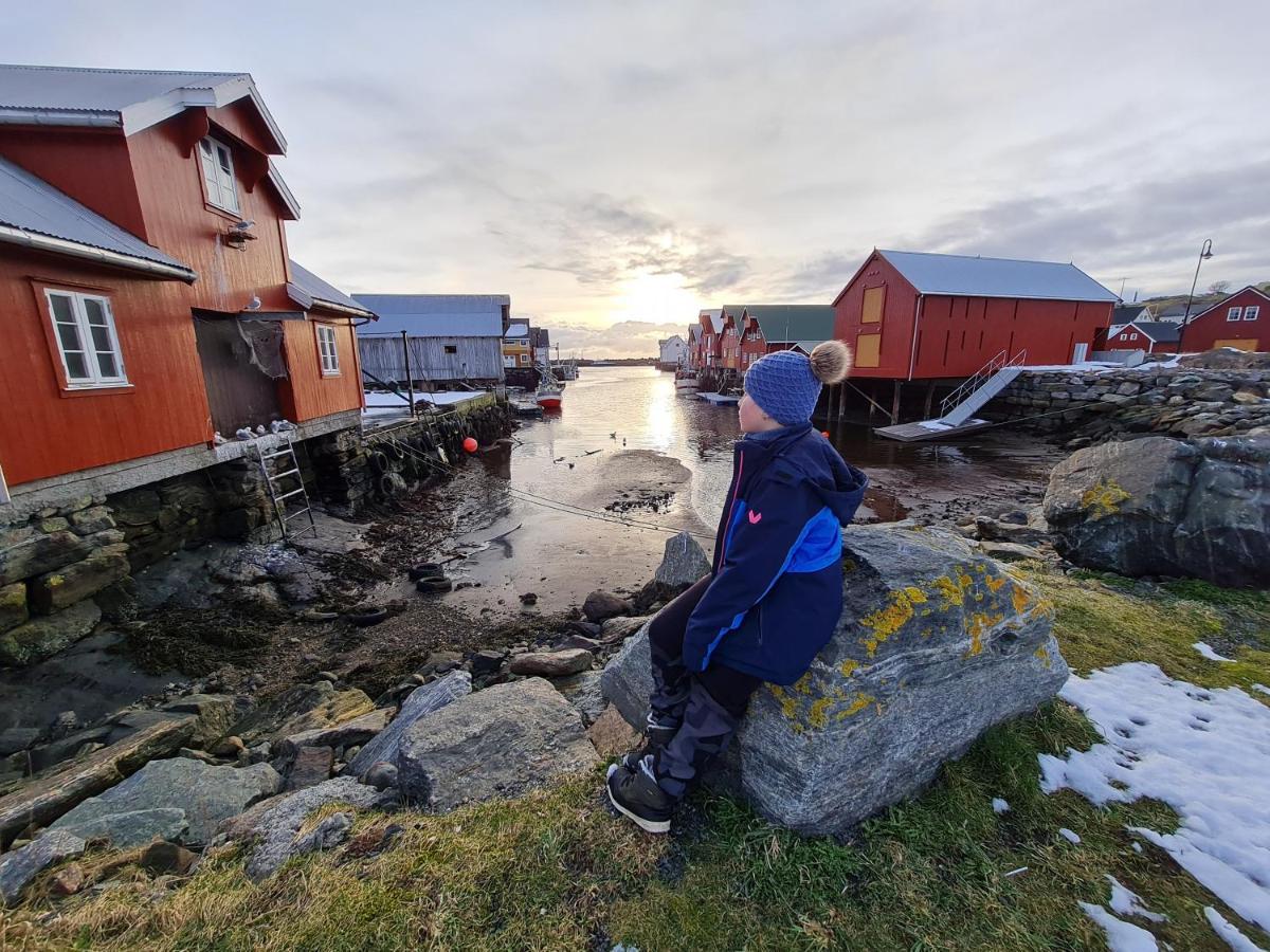 Rorbu Ved Sjoen Villa Bud Buitenkant foto